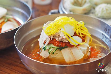 해운대 밀면: 바다의 맛과 도시의 정서를 담은 면 요리